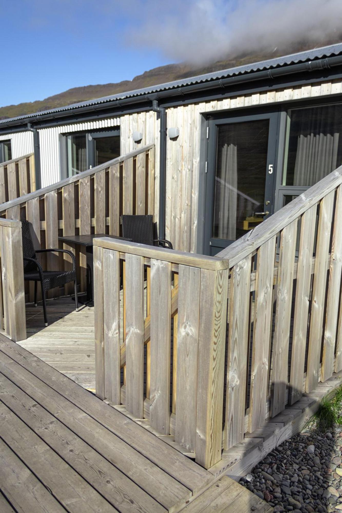 Urdartindur Guesthouse And Cottages Northurfjorthur Camera foto