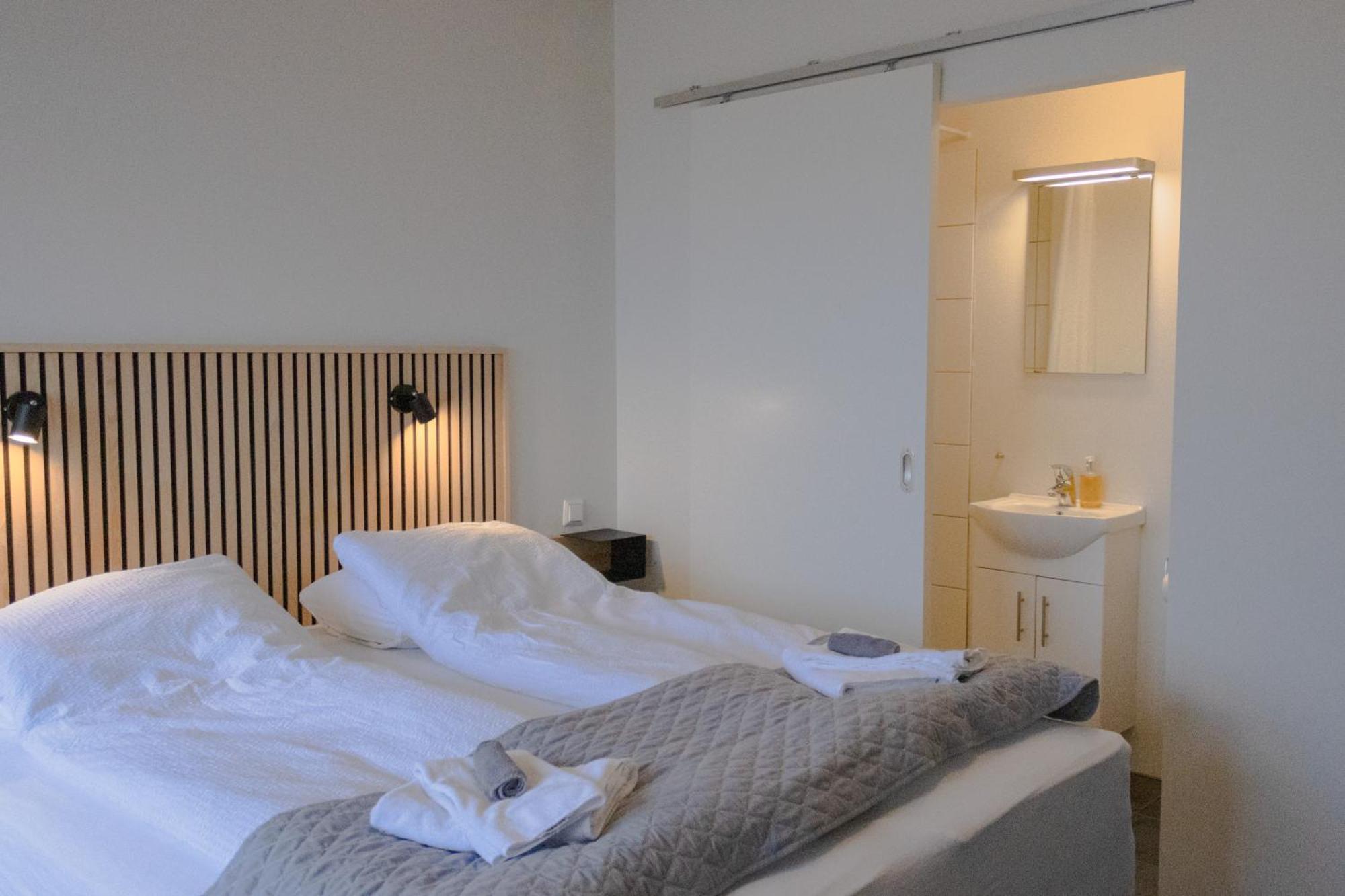 Urdartindur Guesthouse And Cottages Northurfjorthur Camera foto