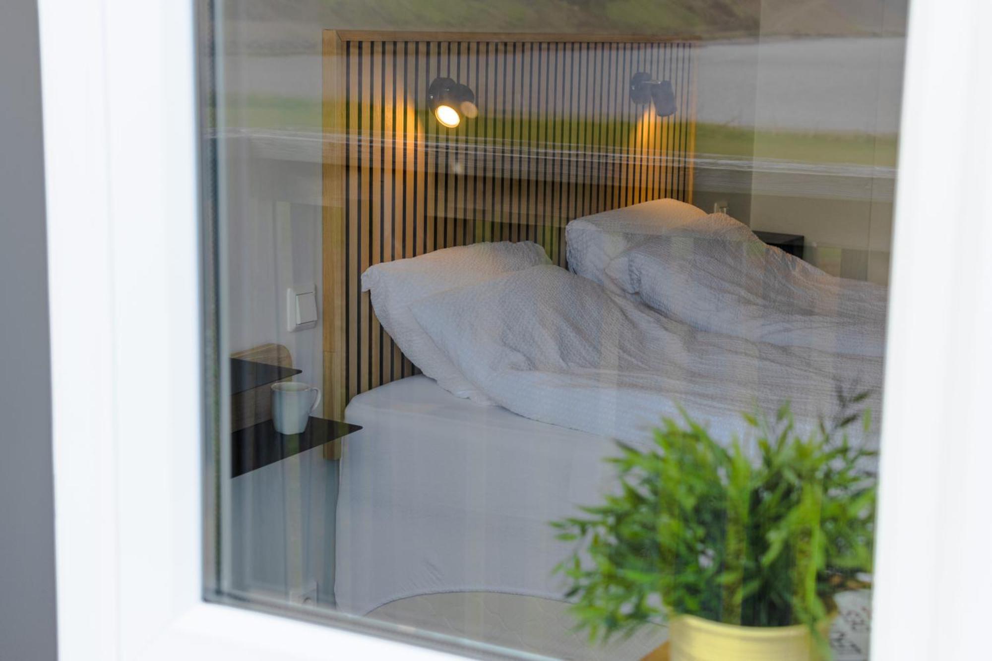 Urdartindur Guesthouse And Cottages Northurfjorthur Esterno foto