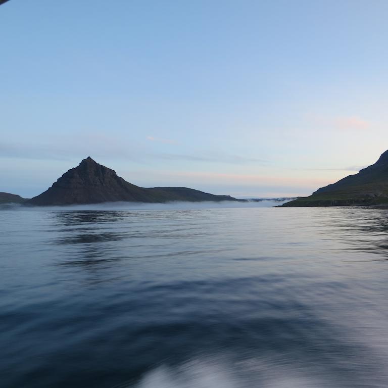 Urdartindur Guesthouse And Cottages Northurfjorthur Esterno foto